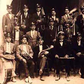 12 Banda musicale