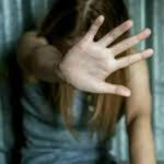 Ragazza_Segregata